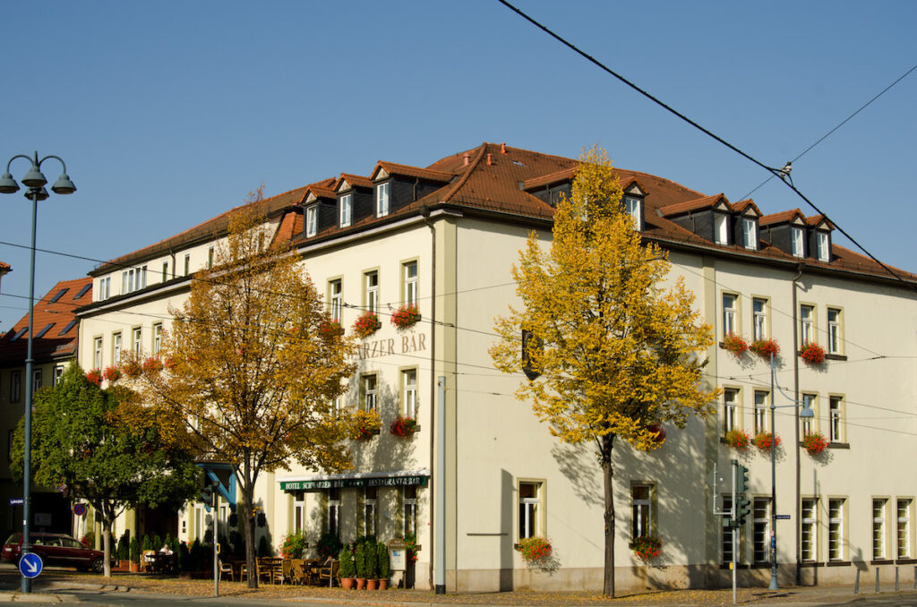 hotel schwarzer bär außen