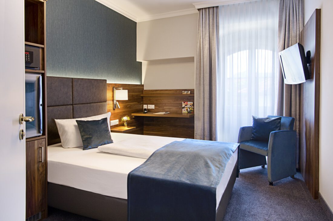 Comfort Single Room Hotel Schwarzer Bar